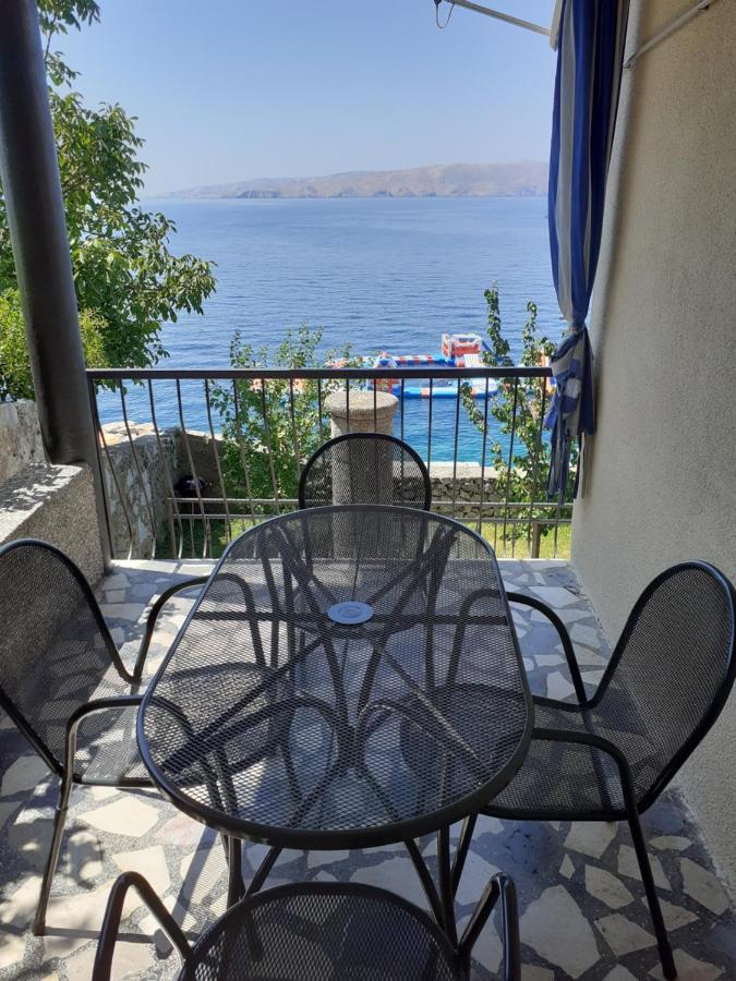 סנג' Apartman Helena מראה חיצוני תמונה