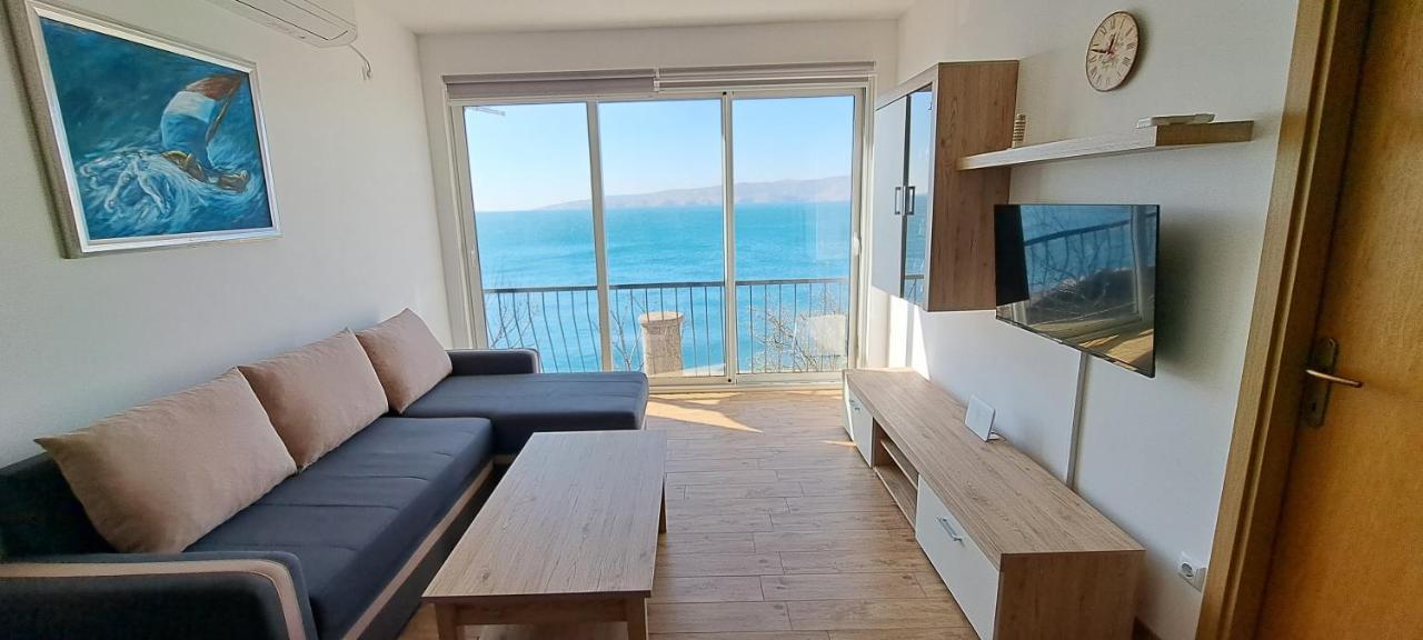 סנג' Apartman Helena מראה חיצוני תמונה