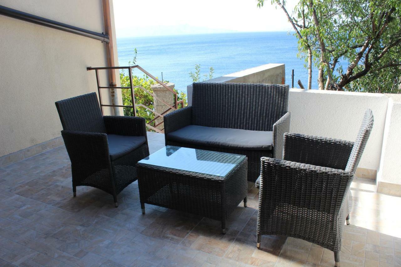 סנג' Apartman Helena מראה חיצוני תמונה